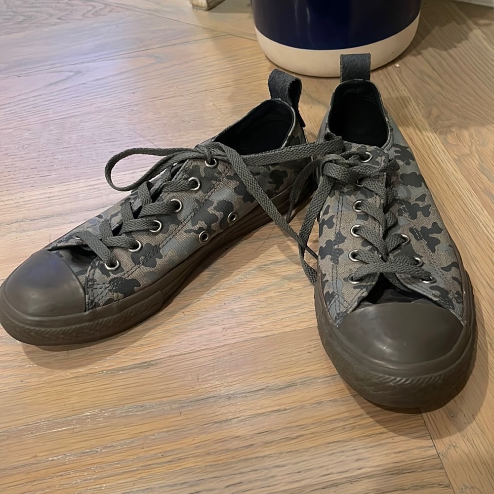 Camo pattern Converse - NEW